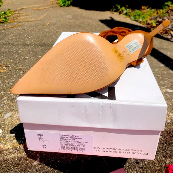 SCHUTZ
Barbrah Suede Pump In Deep Nude - Picture 5 of 5